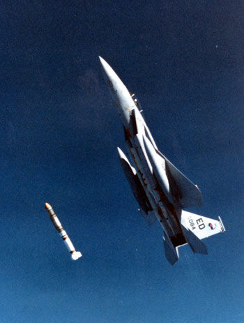 ķl(wi)Ǽg(sh)l(f)չhDF-15l(f)ASM-135l(wi)ǌ