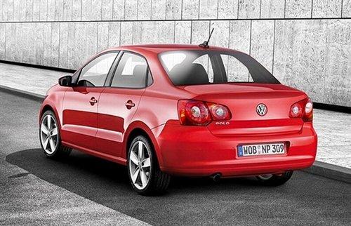 國產的樣版 大眾新POLO三廂版首次曝光 汽車之家 國產的樣版 大眾新POLO三廂版首次曝光 汽車之家